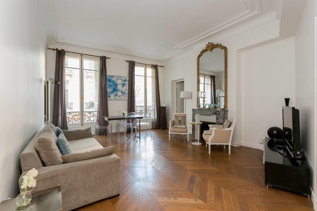 Royal And Luxury Palace Paris Exterior foto